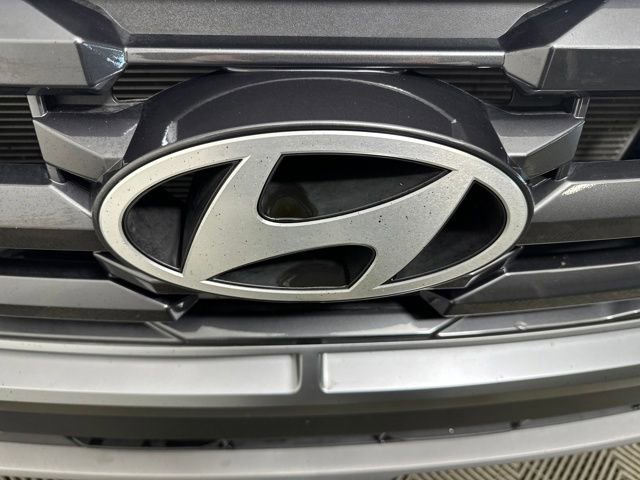 Certified 2025 Hyundai Tucson SE image 9