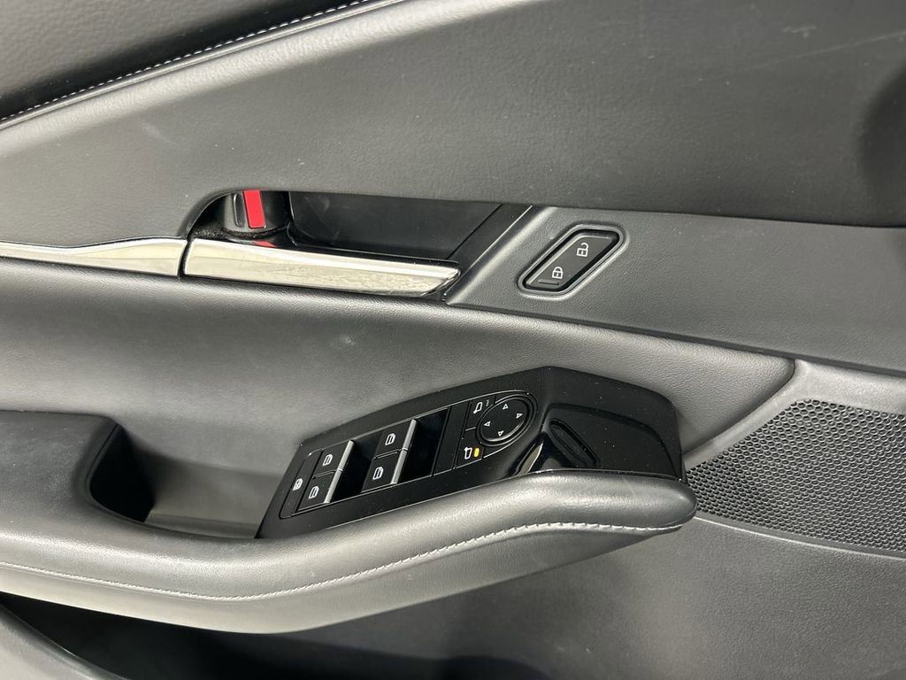 Used 2024 MAZDA CX-30 AWD 2.5 S w/ Preferred Package image 11