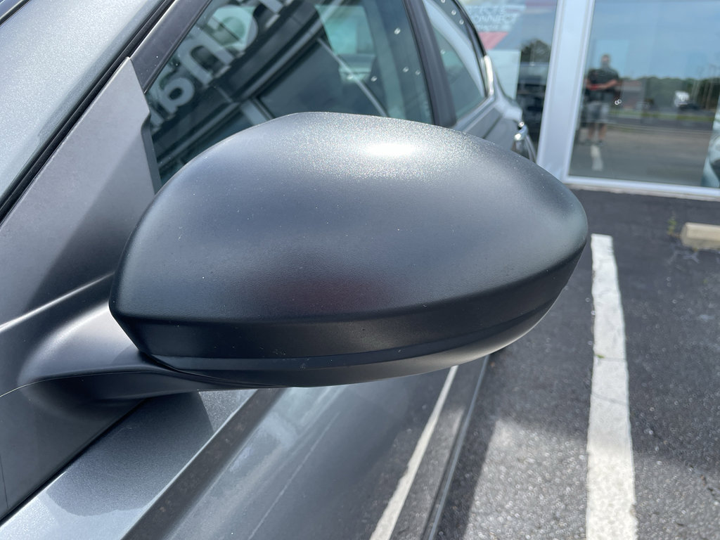 Used 2025 Nissan Altima 2.5 SV FWD image 6