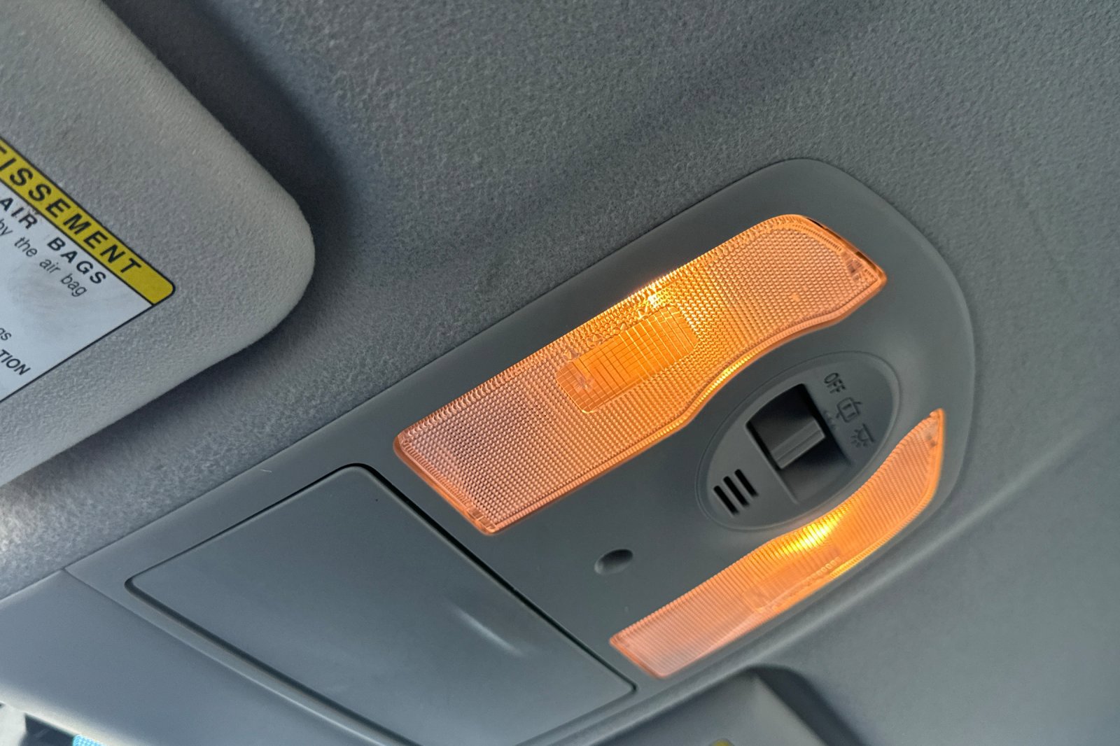 Used 2015 Toyota Prius Four FWD image 23