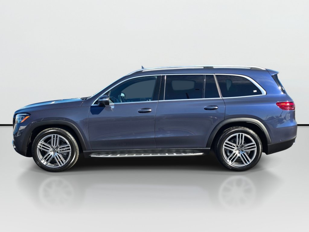 Used 2024 Mercedes-Benz GLS 450 4MATIC image 2
