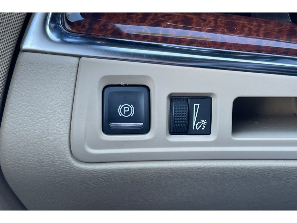 Used 2017 Cadillac XT5 Luxury w/ Driver Awareness Package image 42