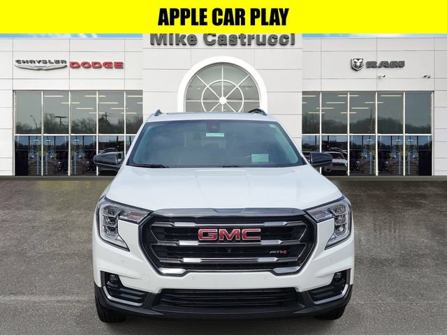 Used 2022 GMC Terrain AT4 w/ Infotainment Package II AWD/4WD image 2
