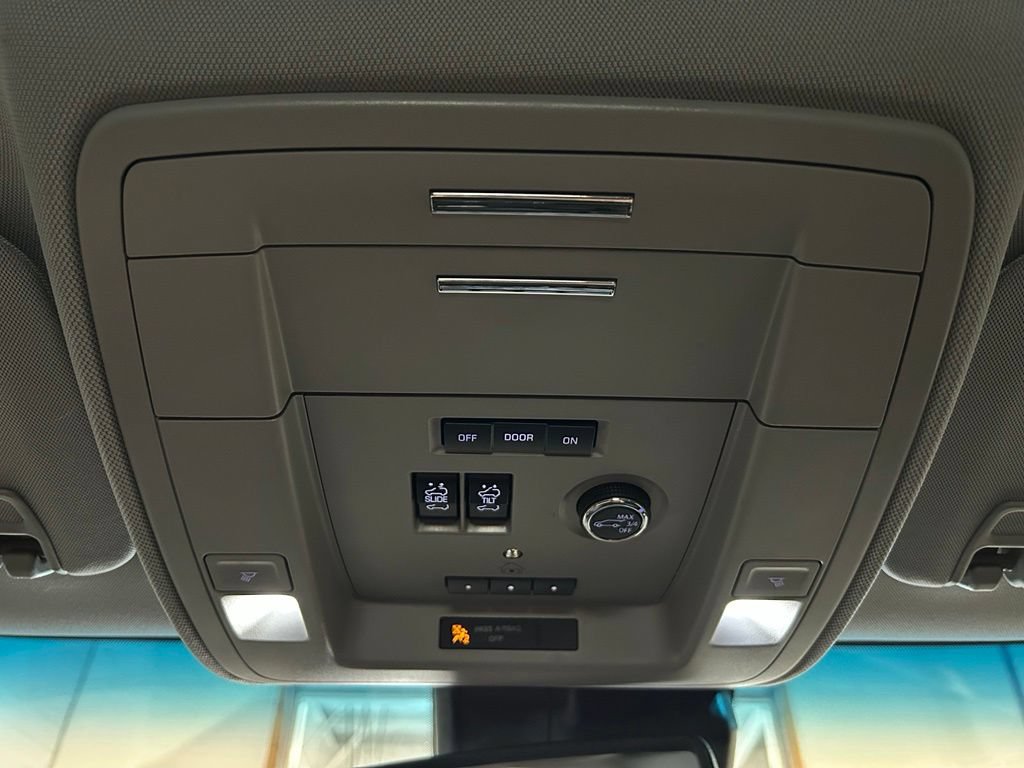 Used 2020 GMC Yukon SLT AWD/4WD image 35