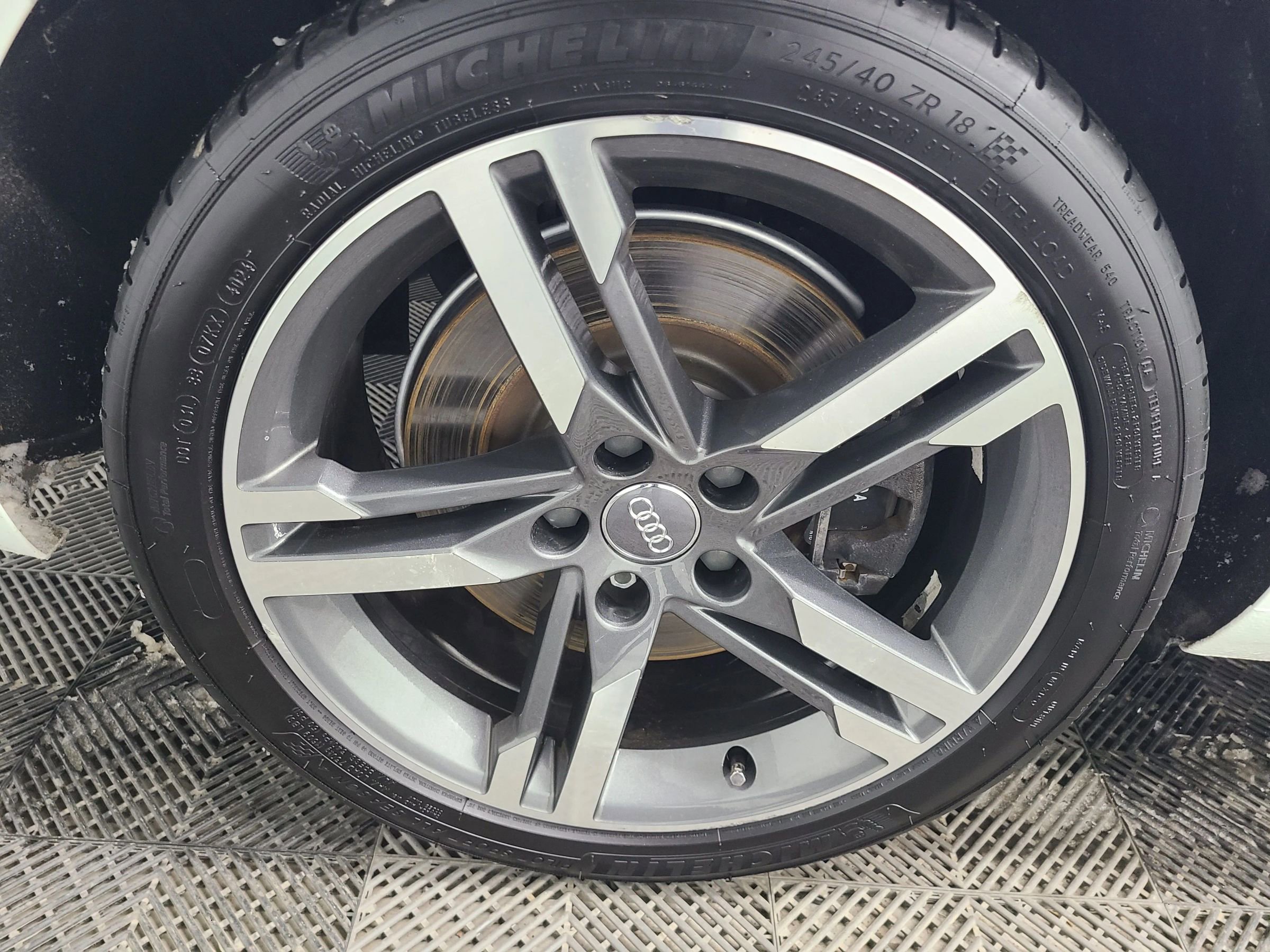 Used 2017 Audi A4 2.0T Premium Plus w/ Premium Plus Package image 15