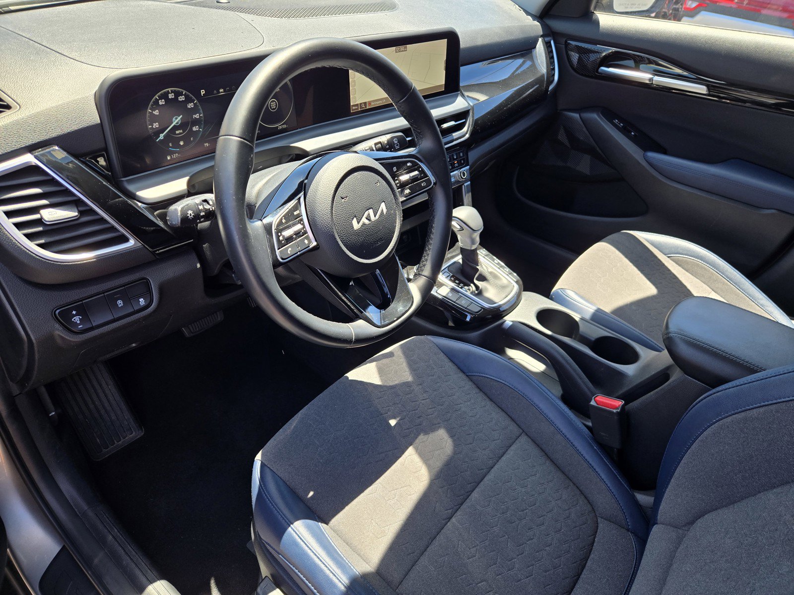 Used 2024 Kia Seltos S AWD/4WD image 10