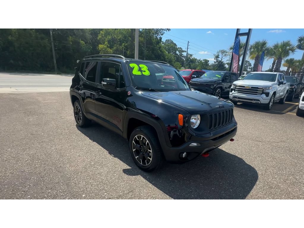 Used 2023 Jeep Renegade Trailhawk AWD/4WD image 8