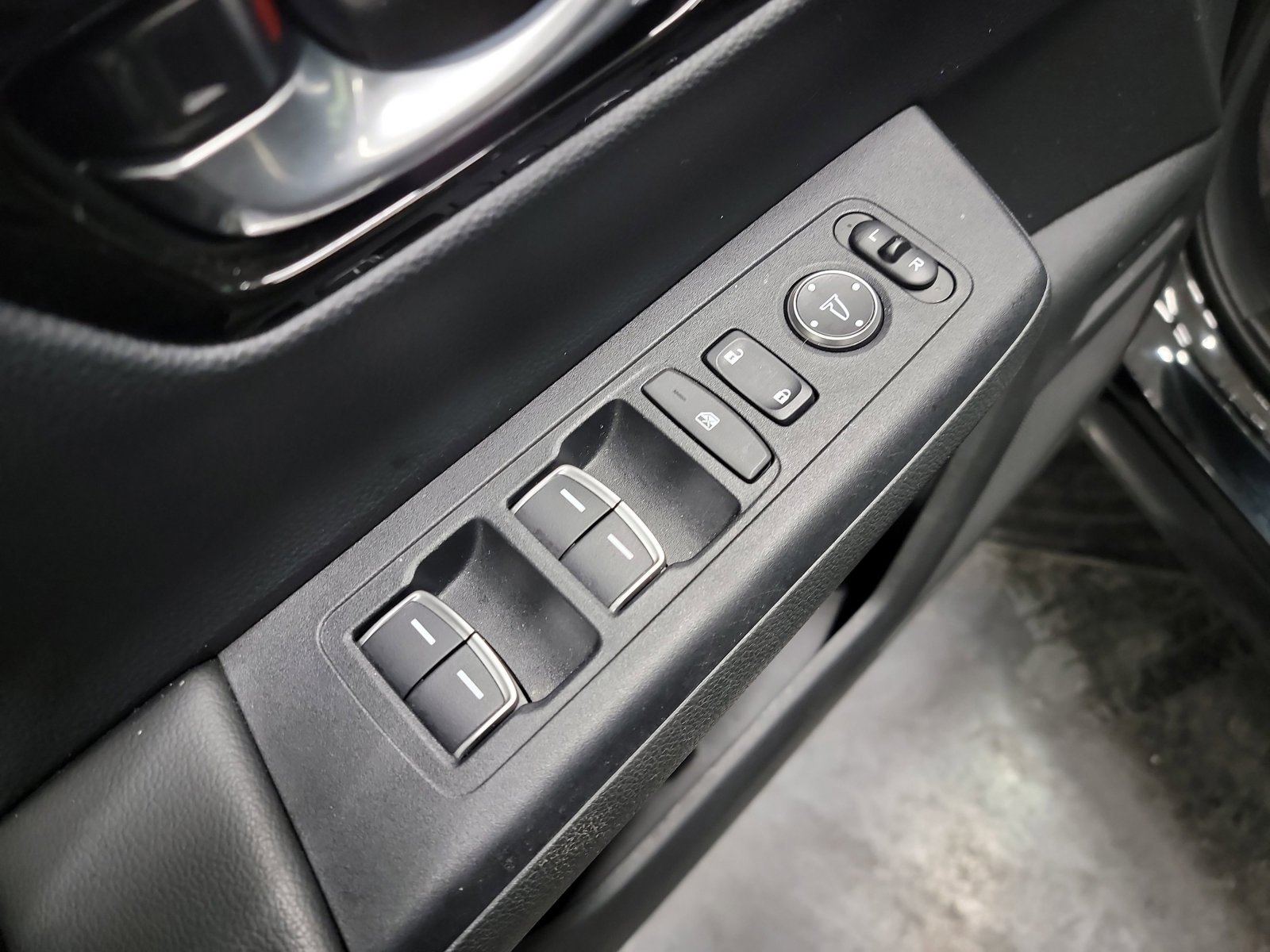 Certified 2023 Honda CR-V EX-L image 14