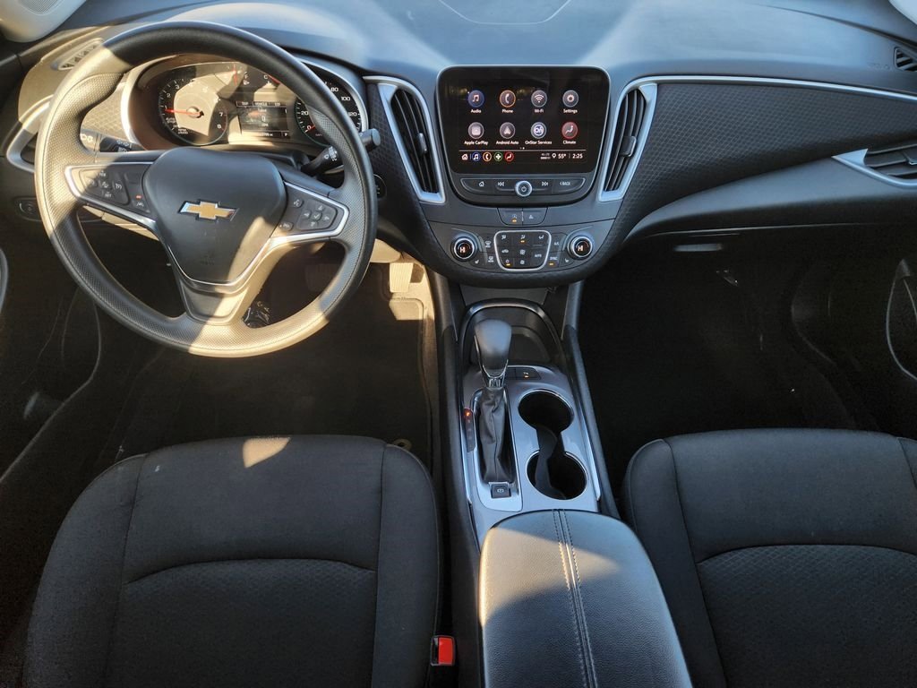 Used 2024 Chevrolet Malibu LT image 19