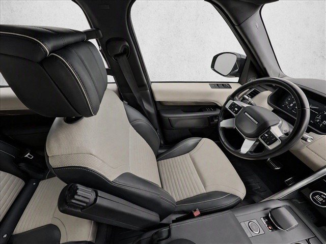 Used 2021 Land Rover Discovery HSE R-Dynamic AWD/4WD image 21