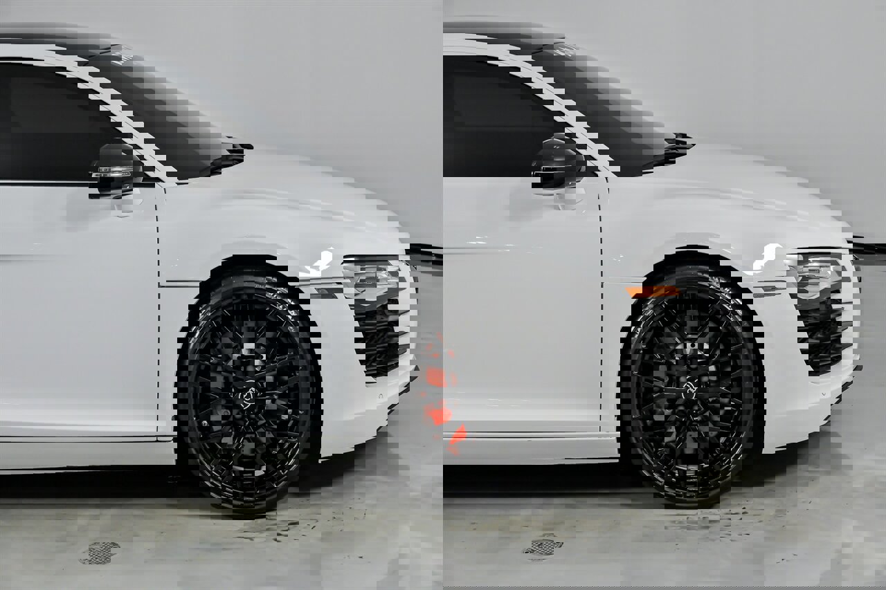 Used 2009 Audi R8 V8 image 15