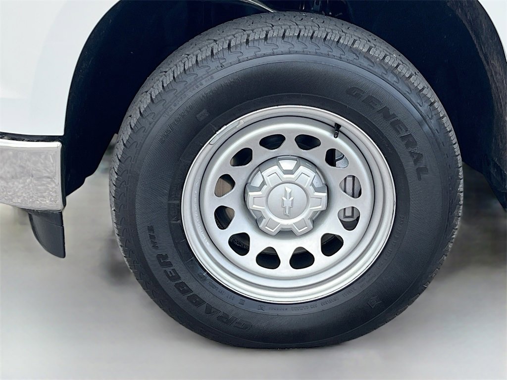 Used 2024 Chevrolet Silverado 1500 W/T w/ WT Value Package image 30