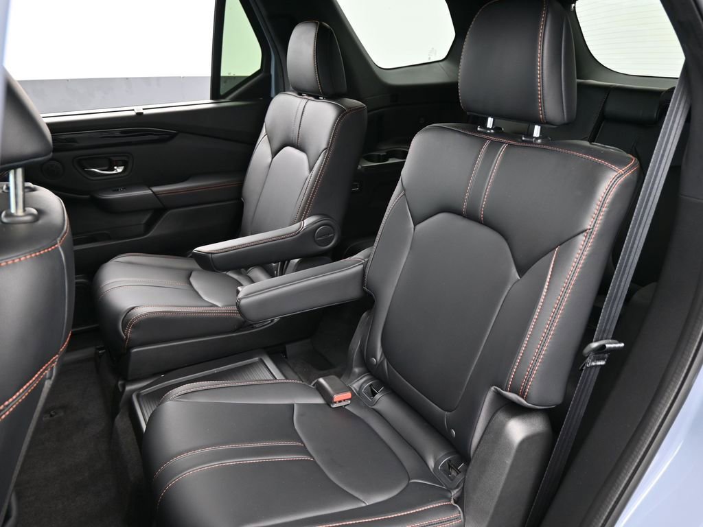 Used 2023 Honda Pilot TrailSport image 40