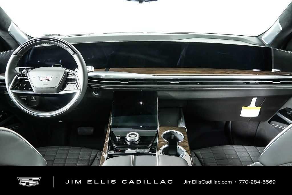 Used 2026 Cadillac Escalade ESV Platinum Sport w/ LPO, ONYX Package AWD/4WD image 21
