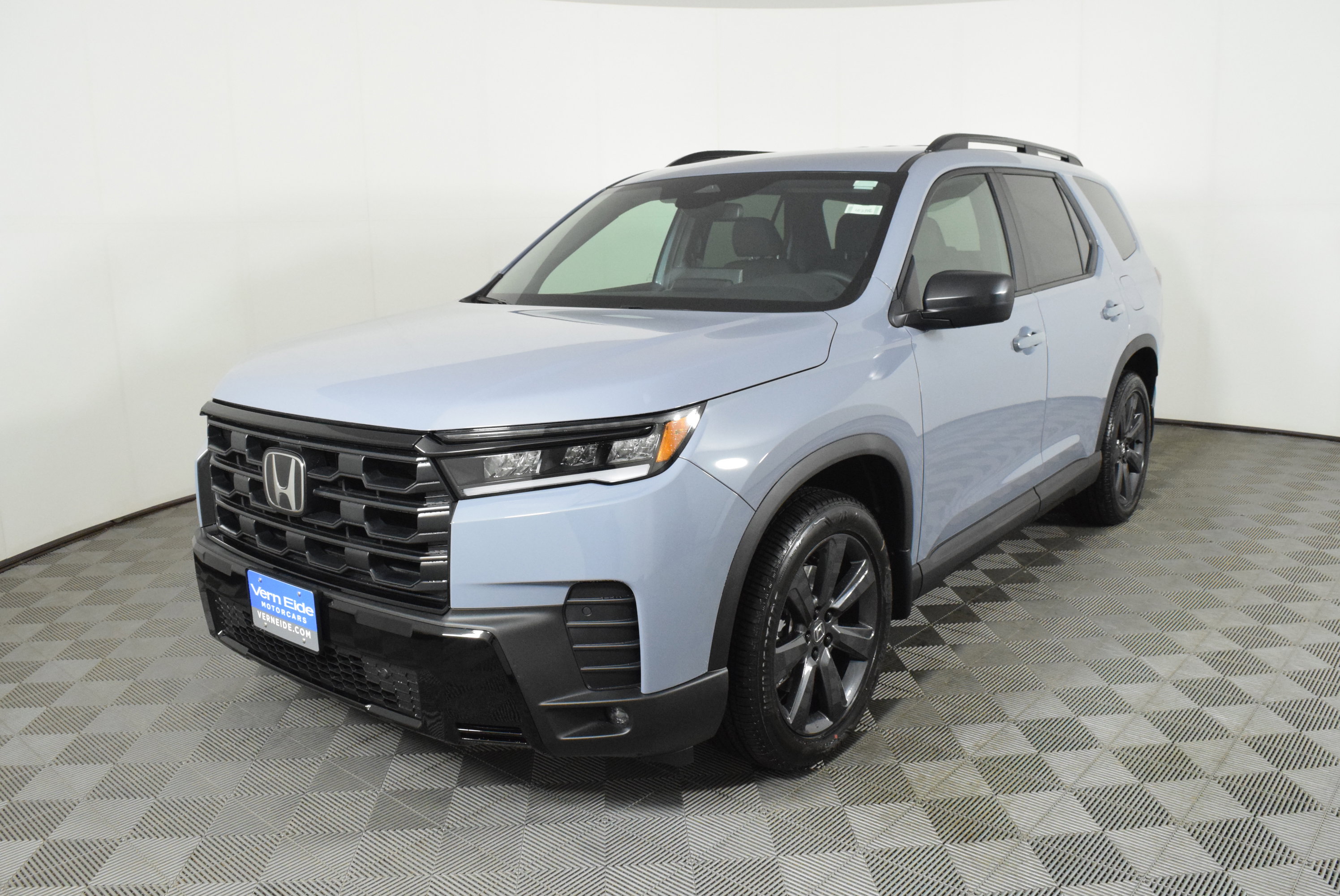 New 2026 Honda Pilot Sport image 10