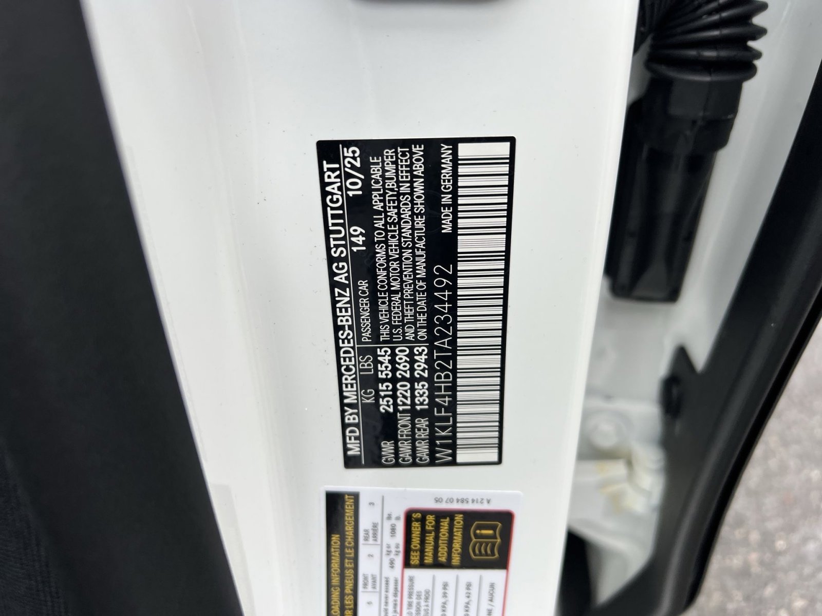 New 2026 Mercedes-Benz E 350 4MATIC Sedan image 35