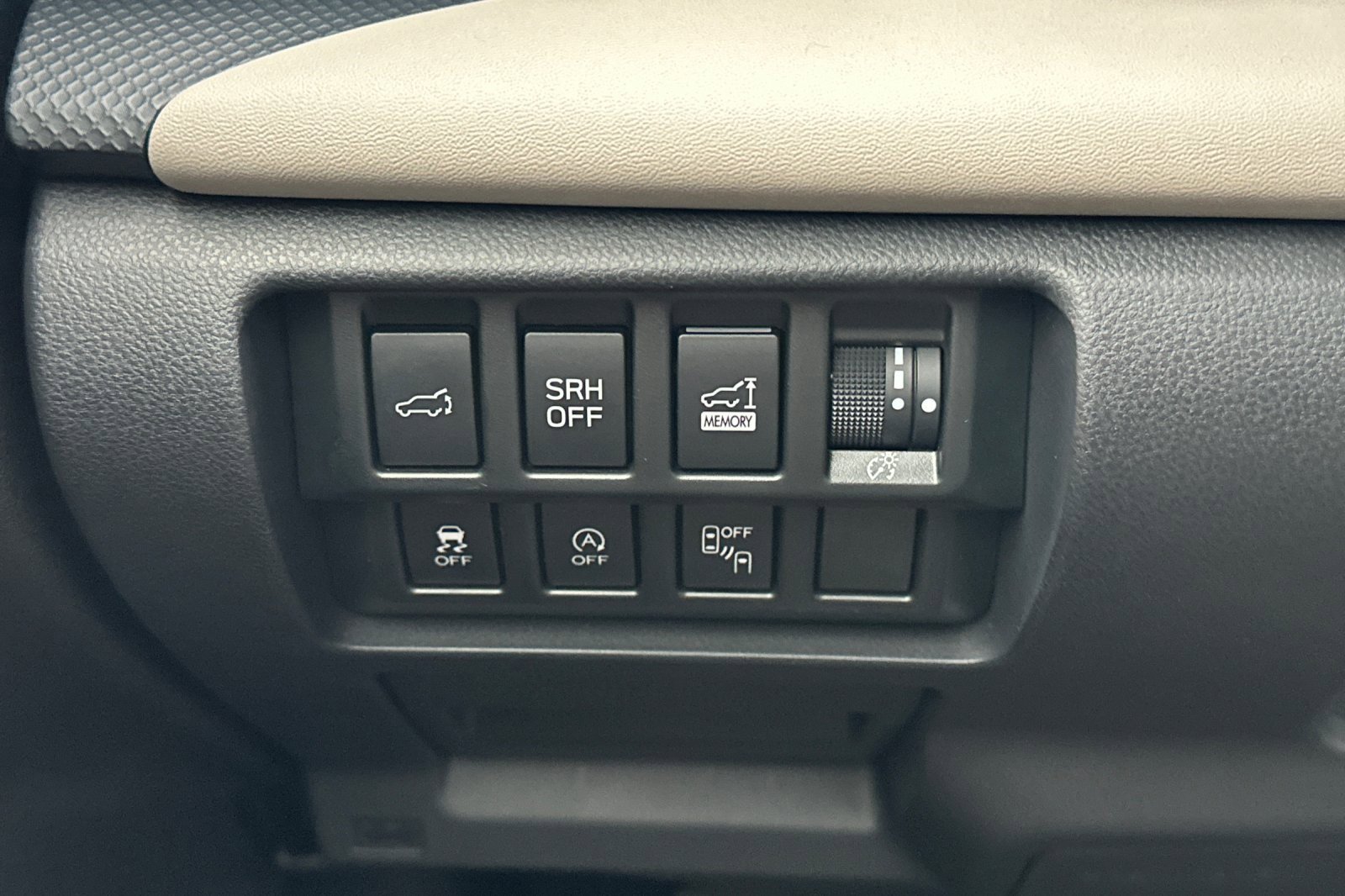 Used 2023 Subaru Forester Limited image 29