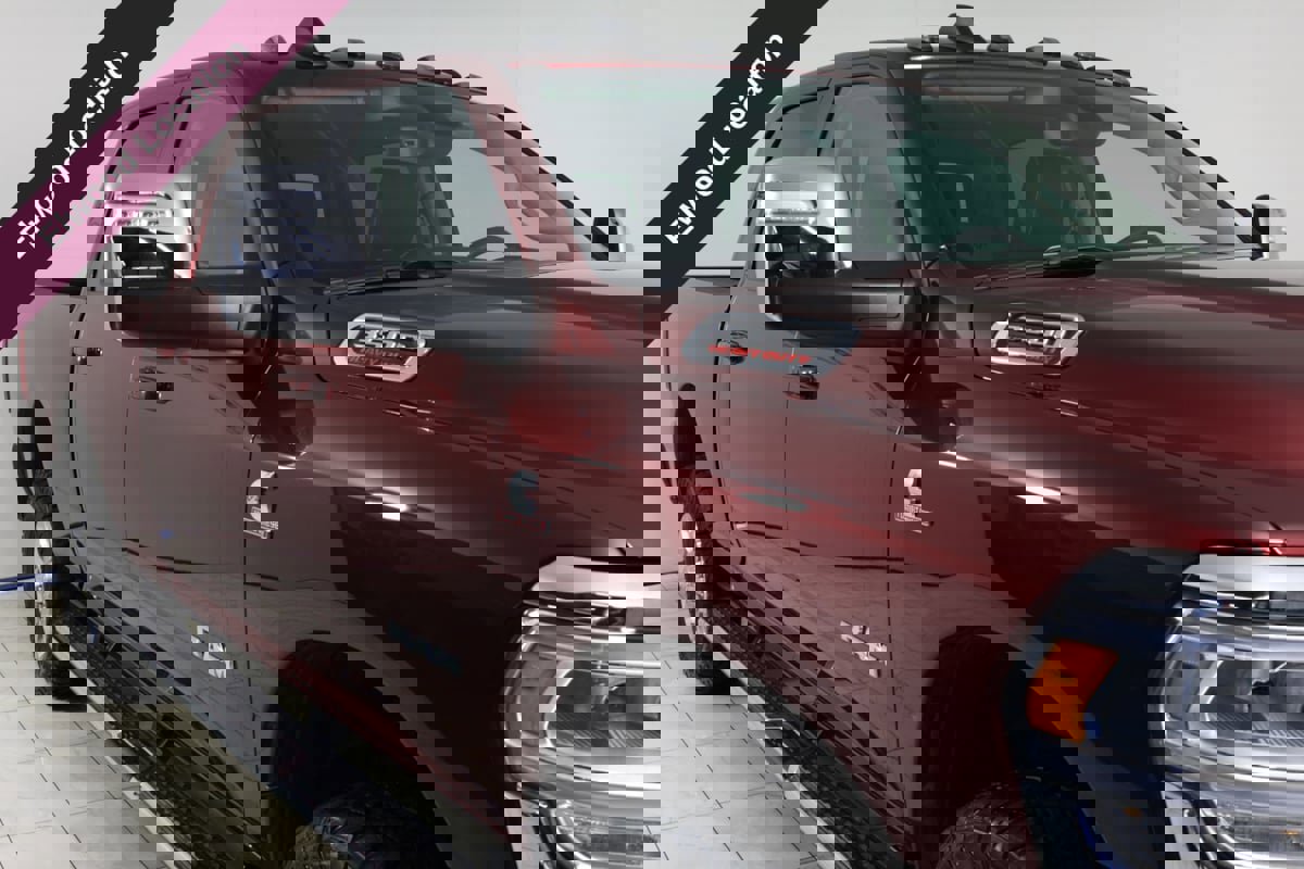 Used 2024 RAM 3500 Laramie image 38