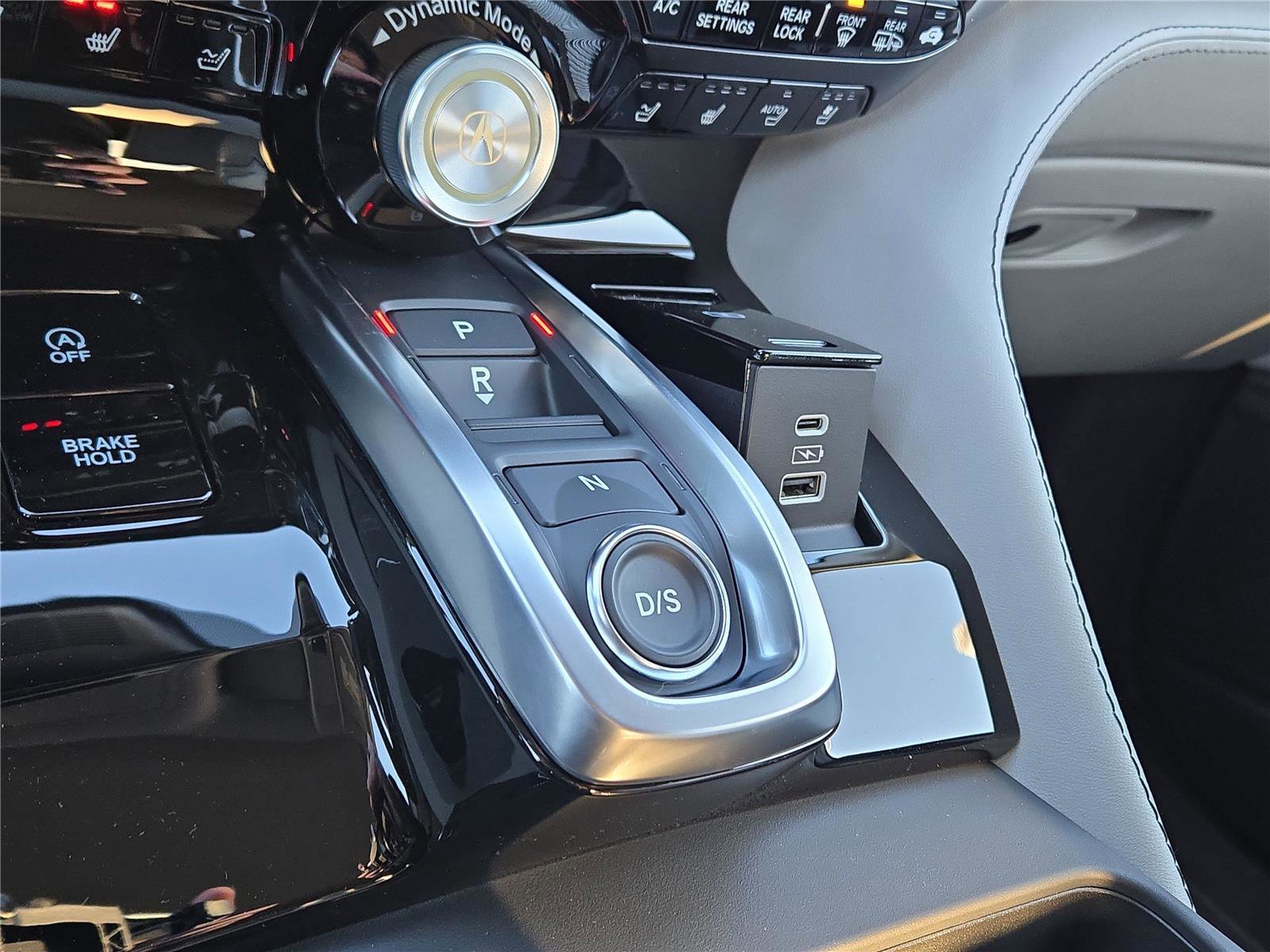 New 2026 Acura MDX SH-AWD w/Advance image 7