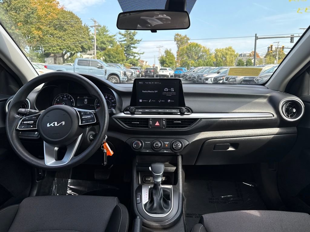Used 2023 Kia Forte LXS image 18