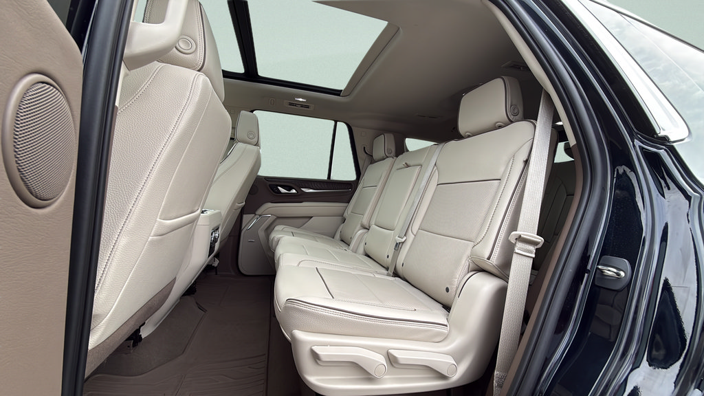 Used 2023 GMC Yukon Denali AWD/4WD image 40