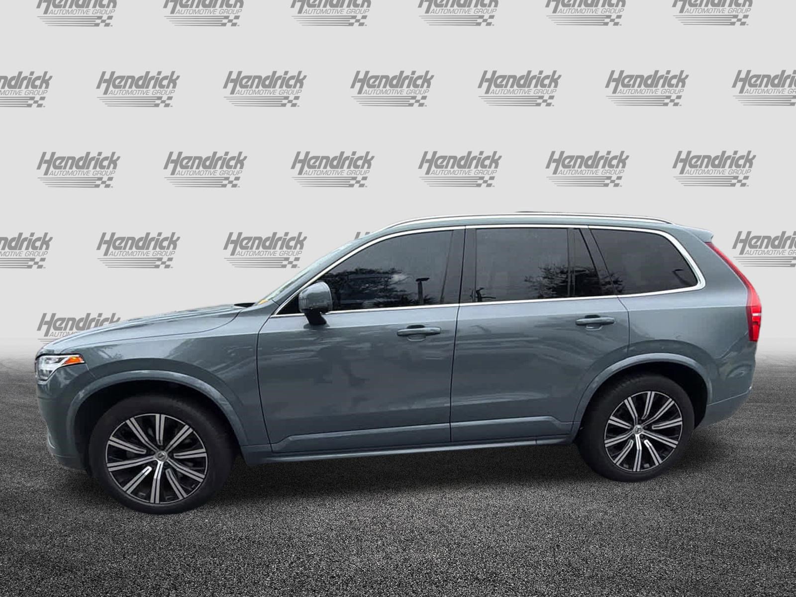 Used 2023 Volvo XC90 B5 Core AWD/4WD image 9