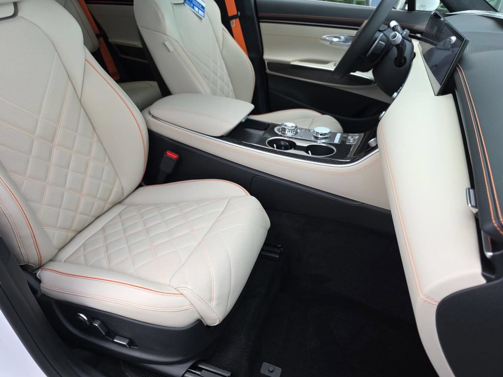 New 2026 Genesis GV70 3.5T Sport Prestige AWD/4WD image 27