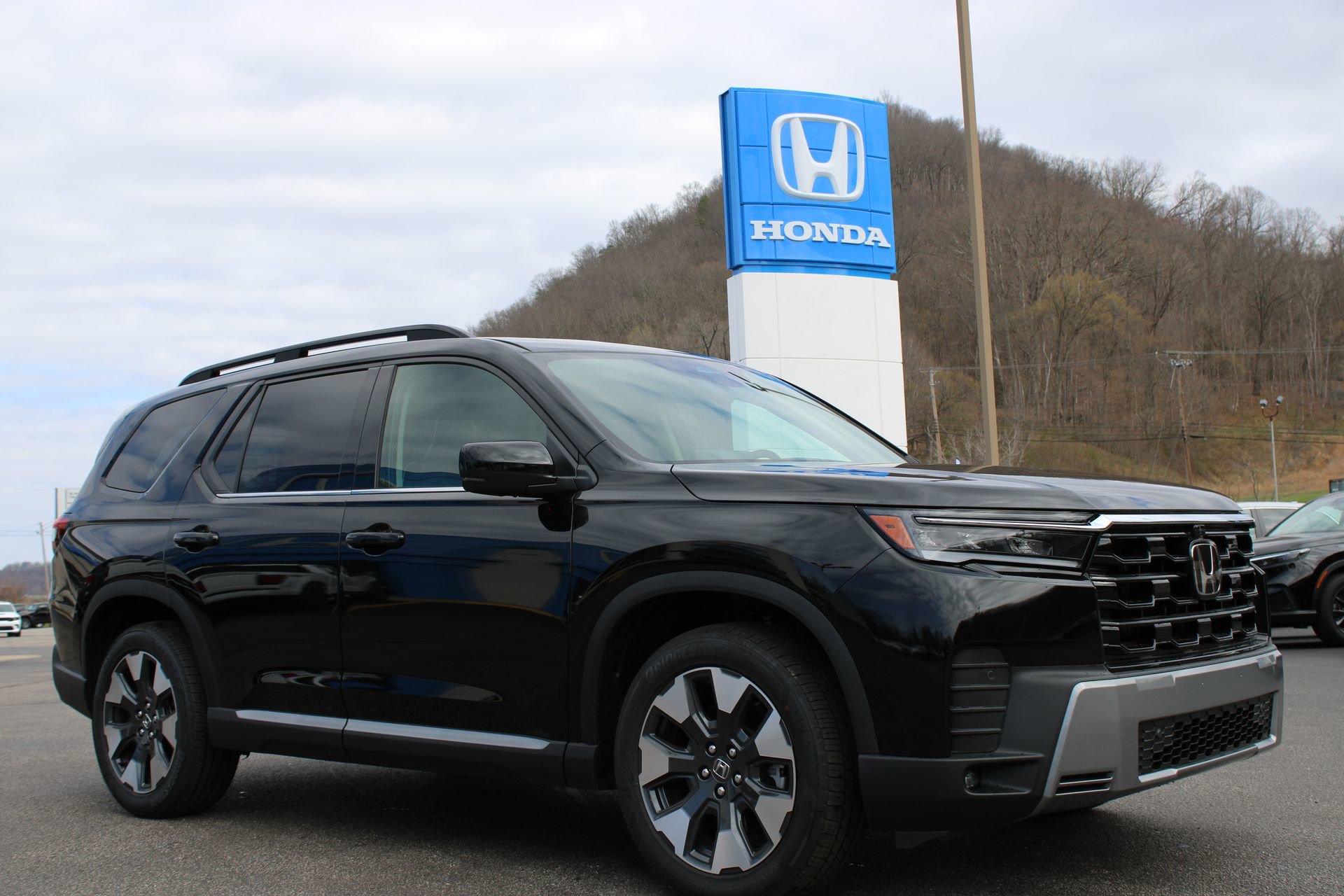 New 2026 Honda Pilot Elite image 6