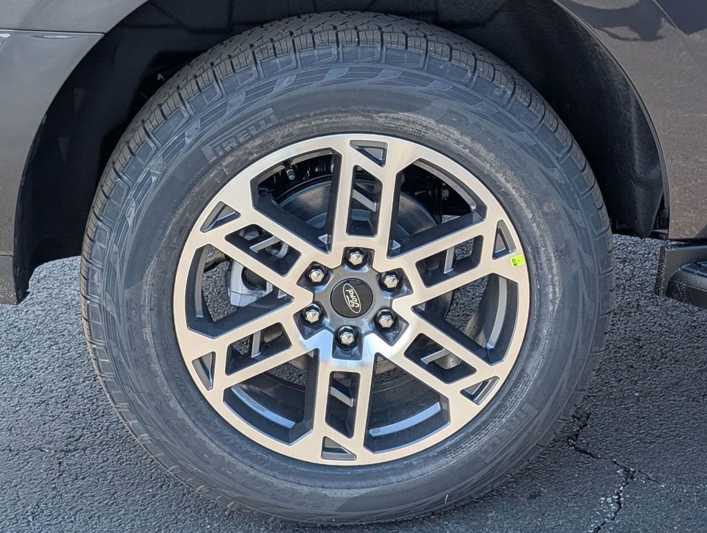New 2026 Ford Expedition Active AWD/4WD image 18