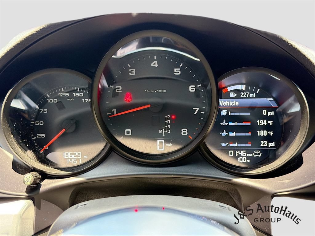 Used 2019 Porsche 718 Cayman RWD image 15