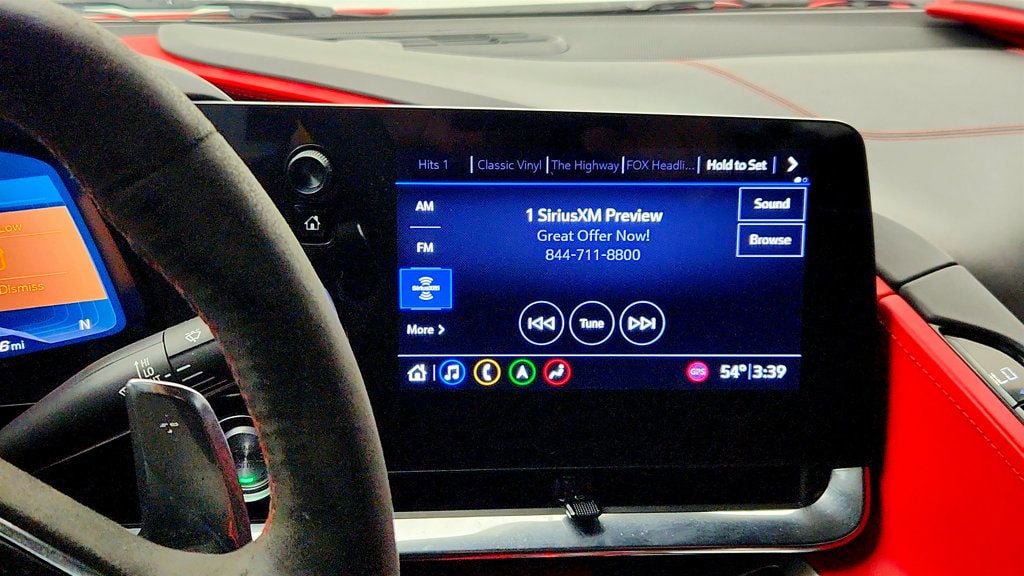 Used 2020 Chevrolet Corvette Stingray Premium Cpe w/ 3LT Preferred Equipment Group image 19