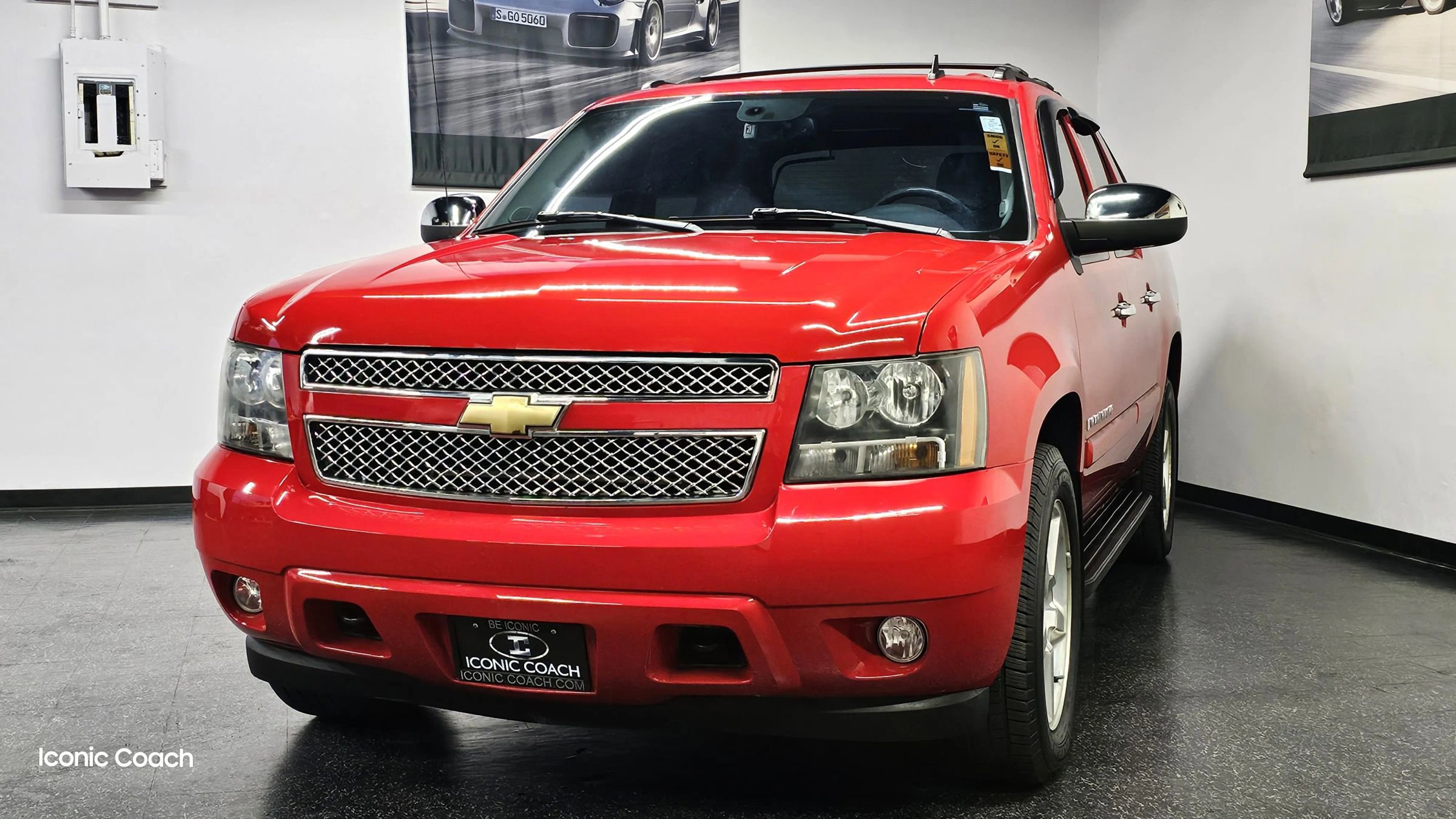Used 2007 Chevrolet Avalanche LTZ w/ LTZ Preferred Equipment Group AWD/4WD image 4
