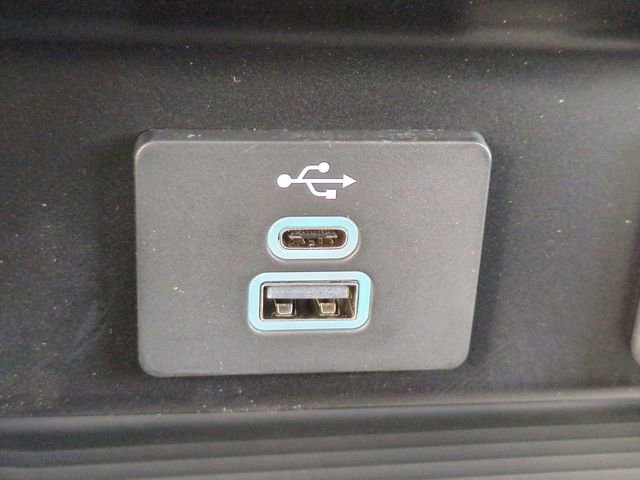 New 2026 Ford F250 XL w/ XL Chrome Package image 21