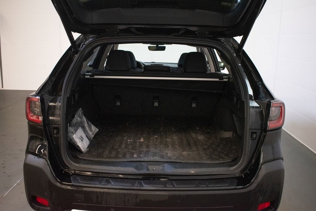 Used 2024 Subaru Outback Limited AWD/4WD image 25