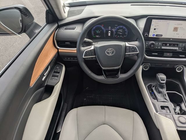 Used 2026 Toyota Grand Highlander AWD Hybrid image 14