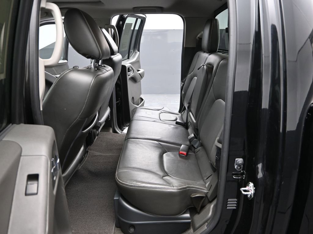 Used 2018 Nissan Frontier PRO-4X w/ Pro-4x Luxury Package image 16