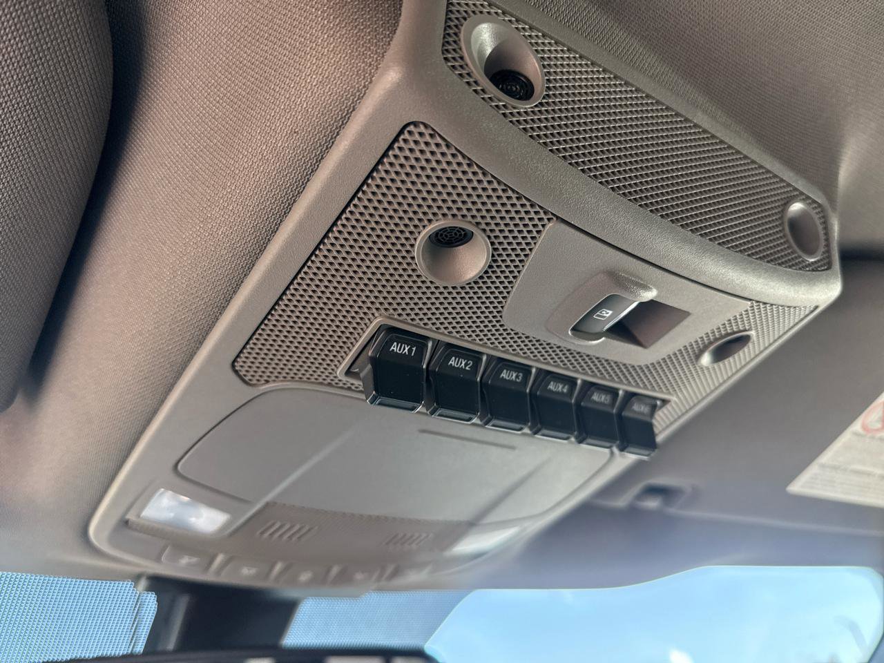 Used 2019 Ford F350 Lariat w/ Lariat Ultimate Package AWD/4WD image 19