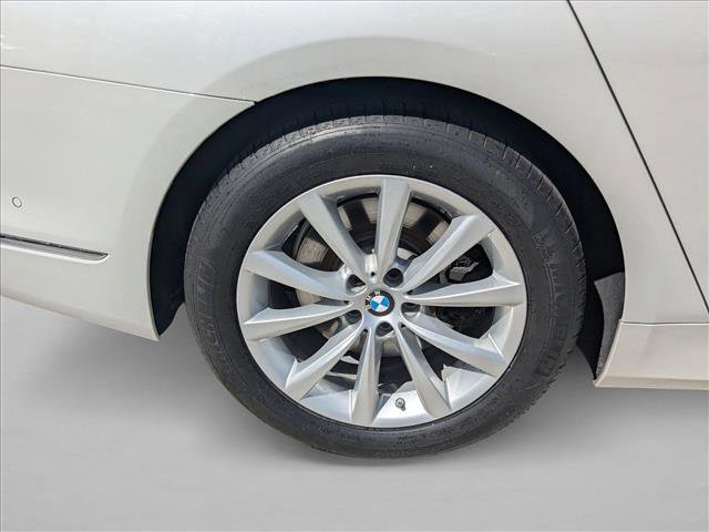 Used 2018 BMW 740i xDrive image 24