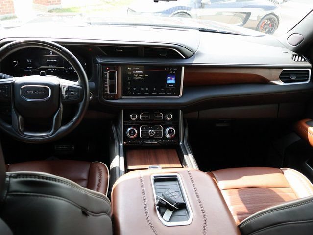 Used 2024 GMC Yukon Denali Ultimate AWD/4WD image 21
