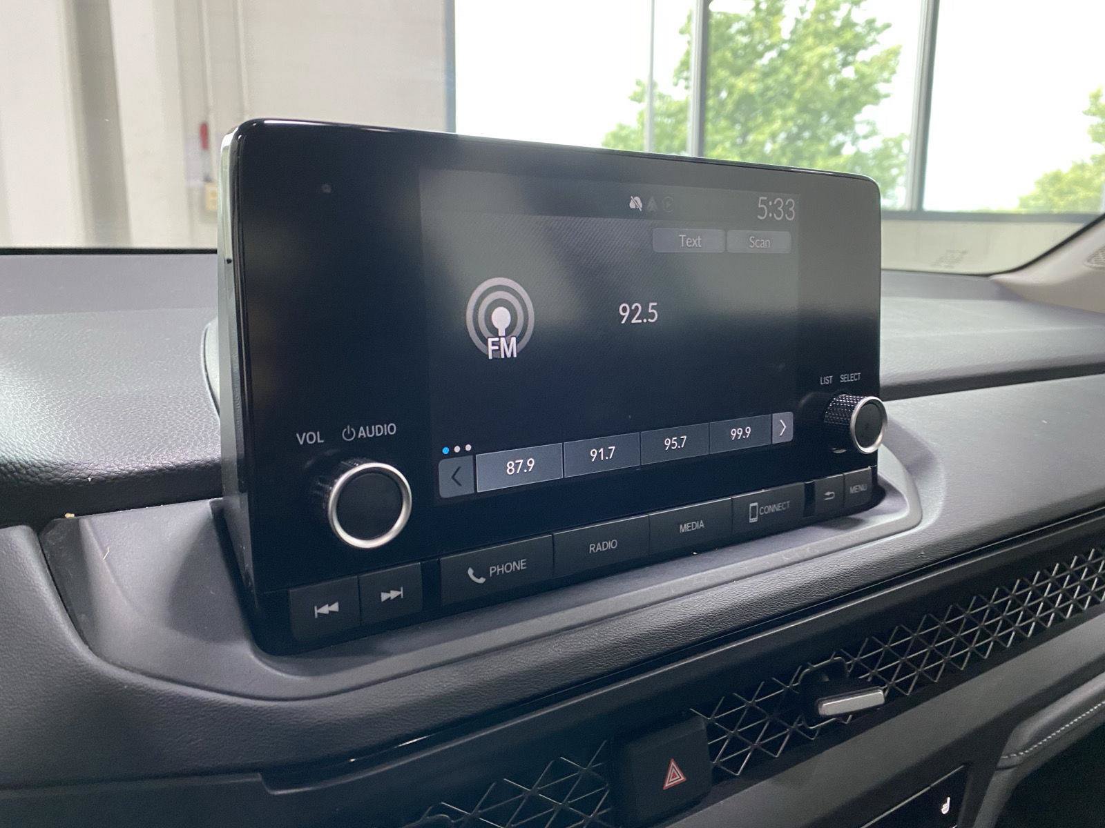 Certified 2023 Honda Accord EX image 22