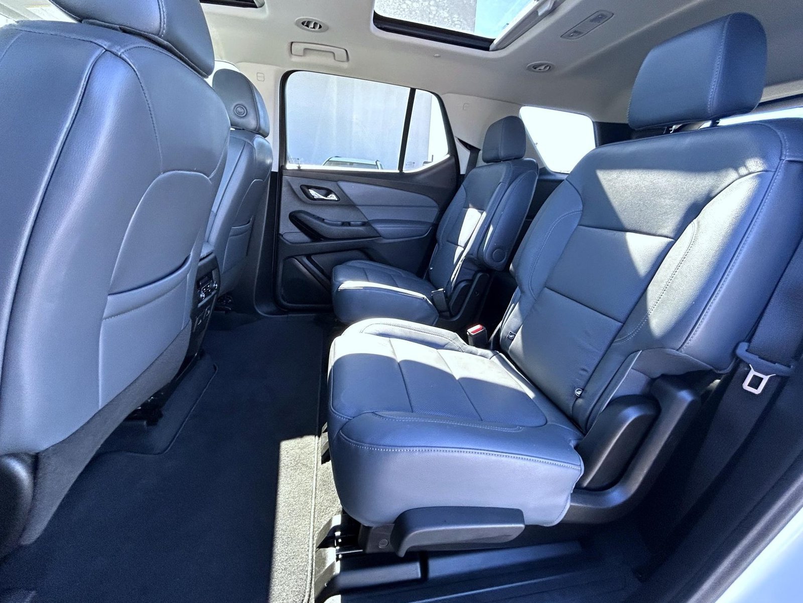 Certified 2021 Chevrolet Traverse Premier AWD/4WD image 21