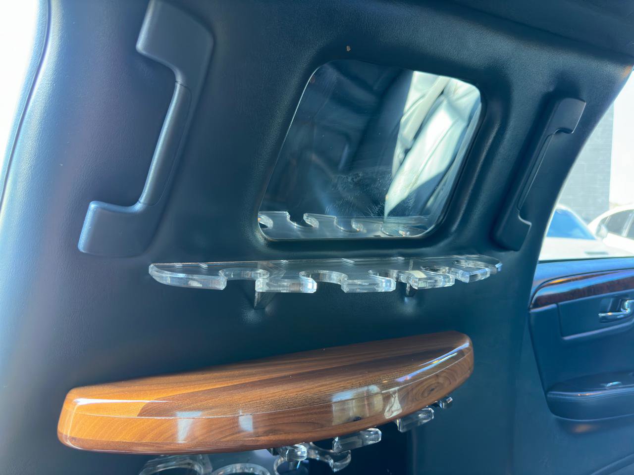 Used 2009 Cadillac DTS Limousine image 20