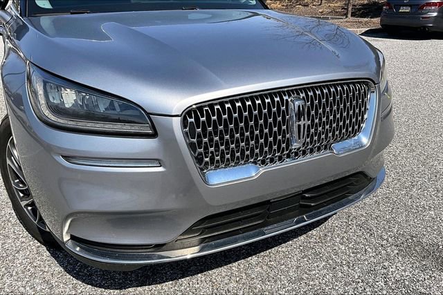 Used 2022 Lincoln Corsair AWD w/ Equipment Group 101A image 5