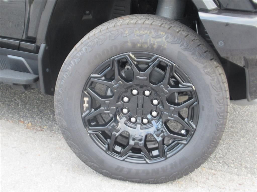 New 2026 GMC Hummer EV 4x4 Crew Cab image 8