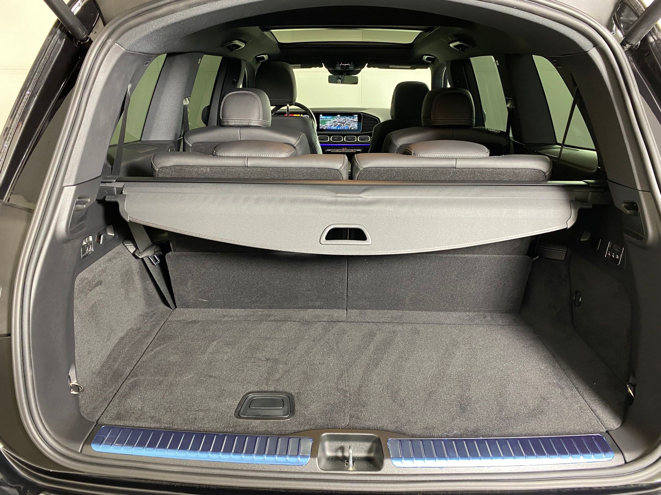 Used 2025 Mercedes-Benz GLS 450 4MATIC image 31