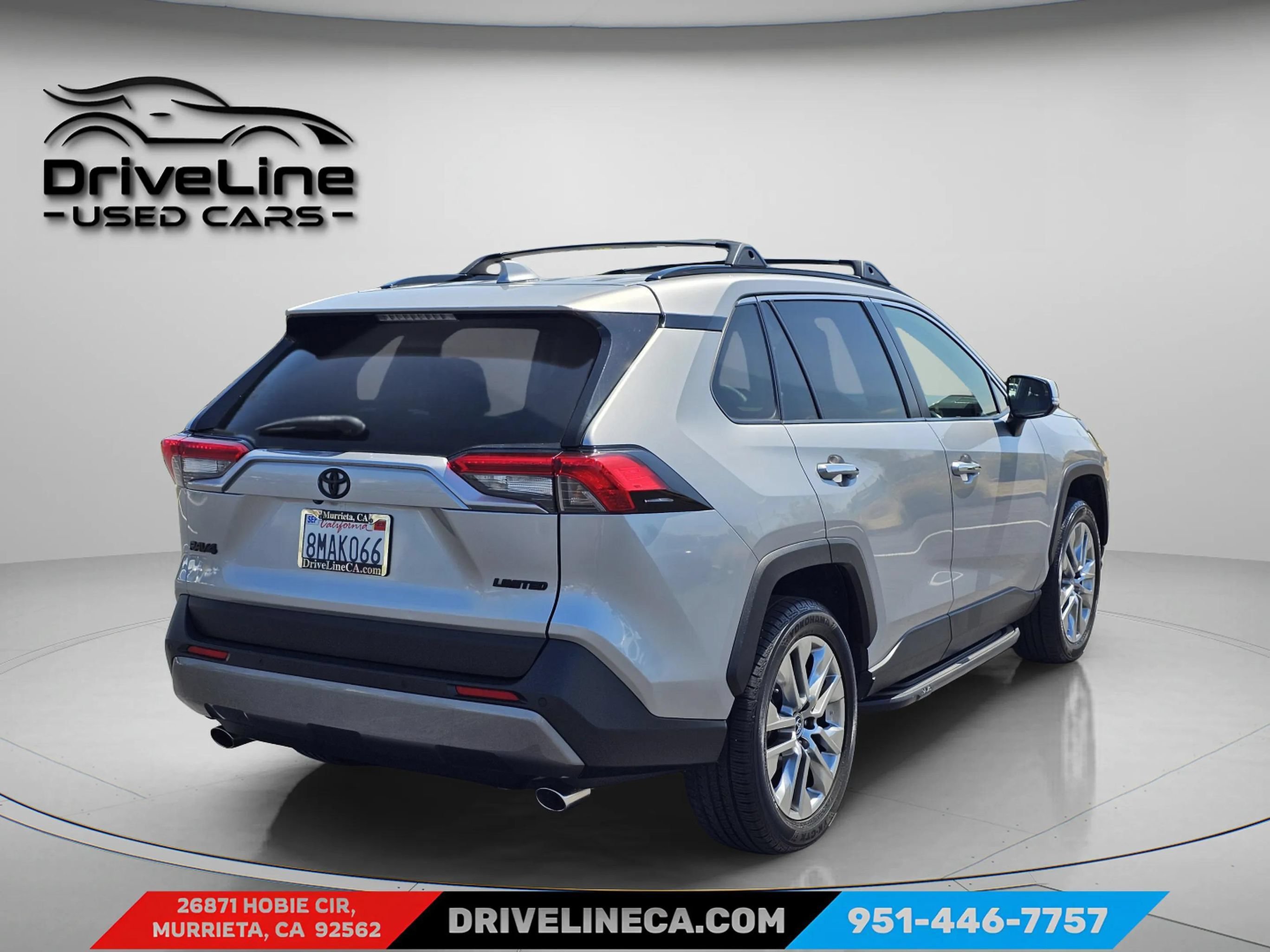 Used 2019 Toyota RAV4 Limited w/ Carpet Mat Package FWD image 12
