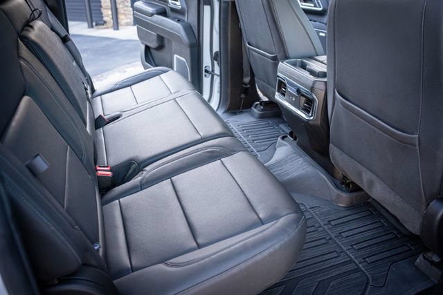Used 2024 GMC Sierra 3500 SLT w/ SLT Convenience Package AWD/4WD image 28