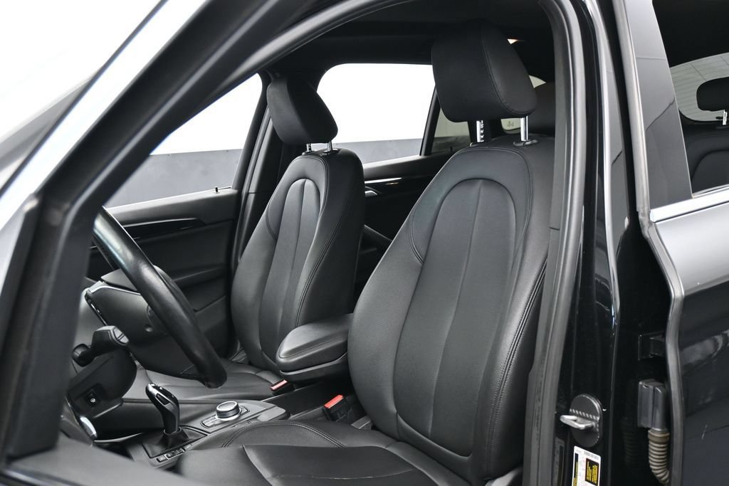 Used 2020 BMW X1 sDrive28i w/ Convenience Package FWD image 10