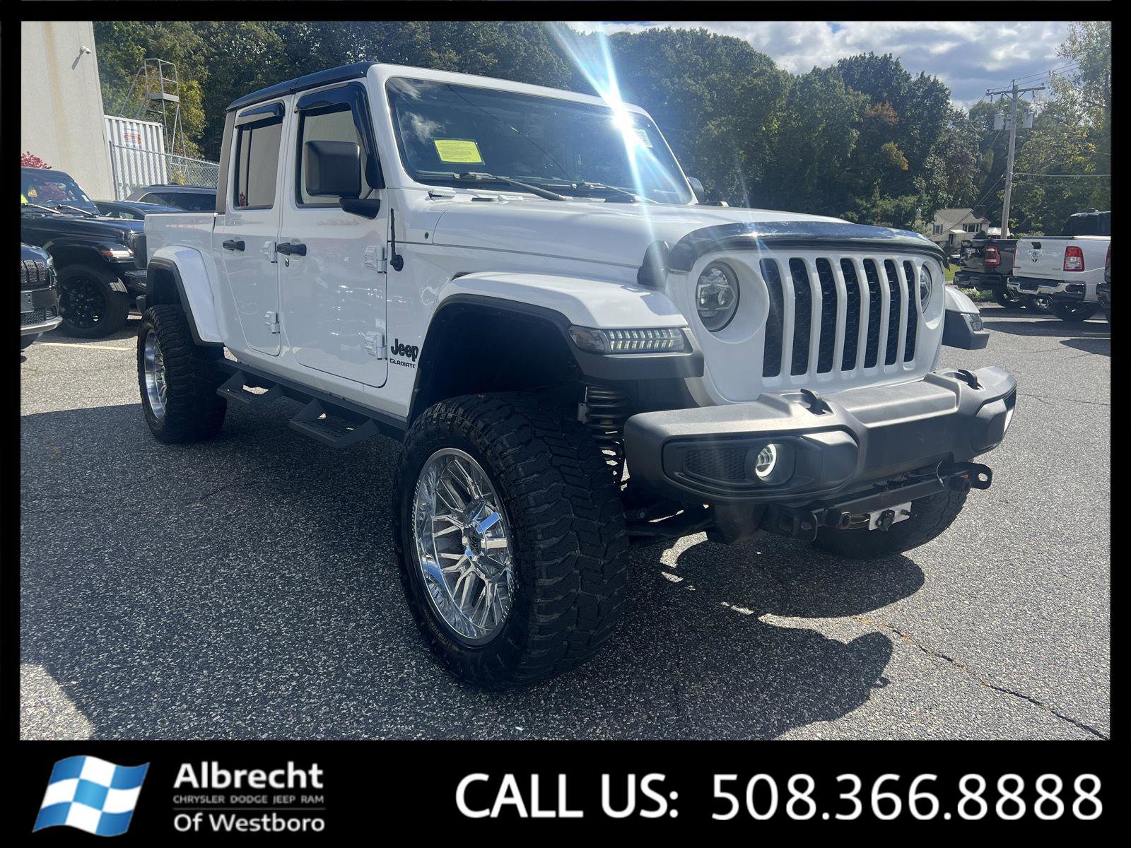 Used 2022 Jeep Gladiator Sport image 7