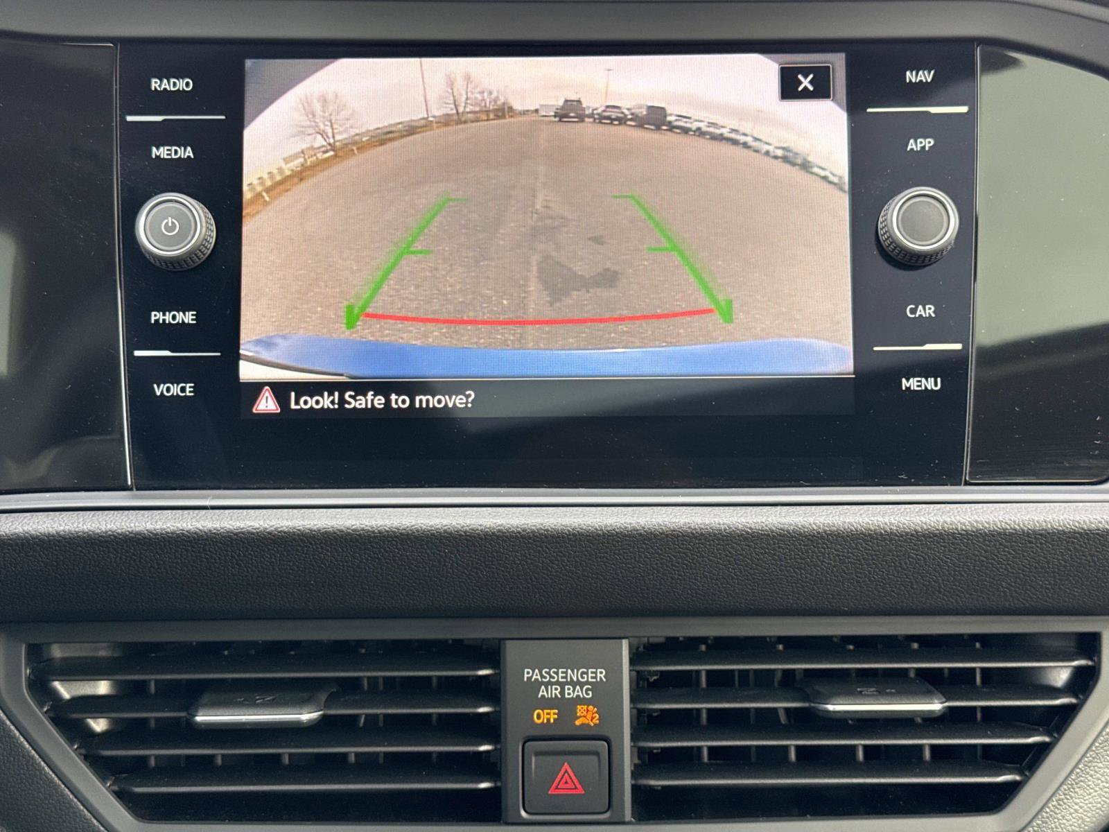 Used 2022 Volkswagen Jetta SEL image 5